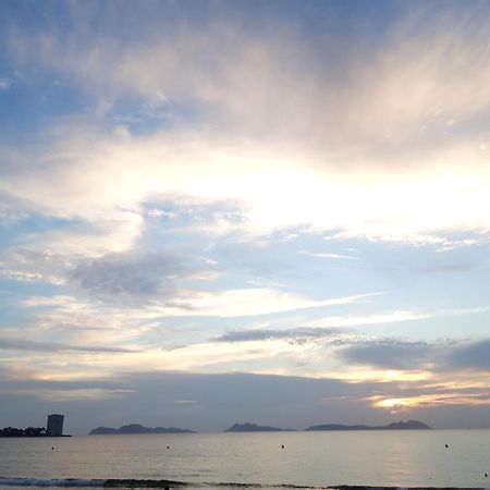 비고 Atico En La Playa De Samil 아파트 외부 사진
